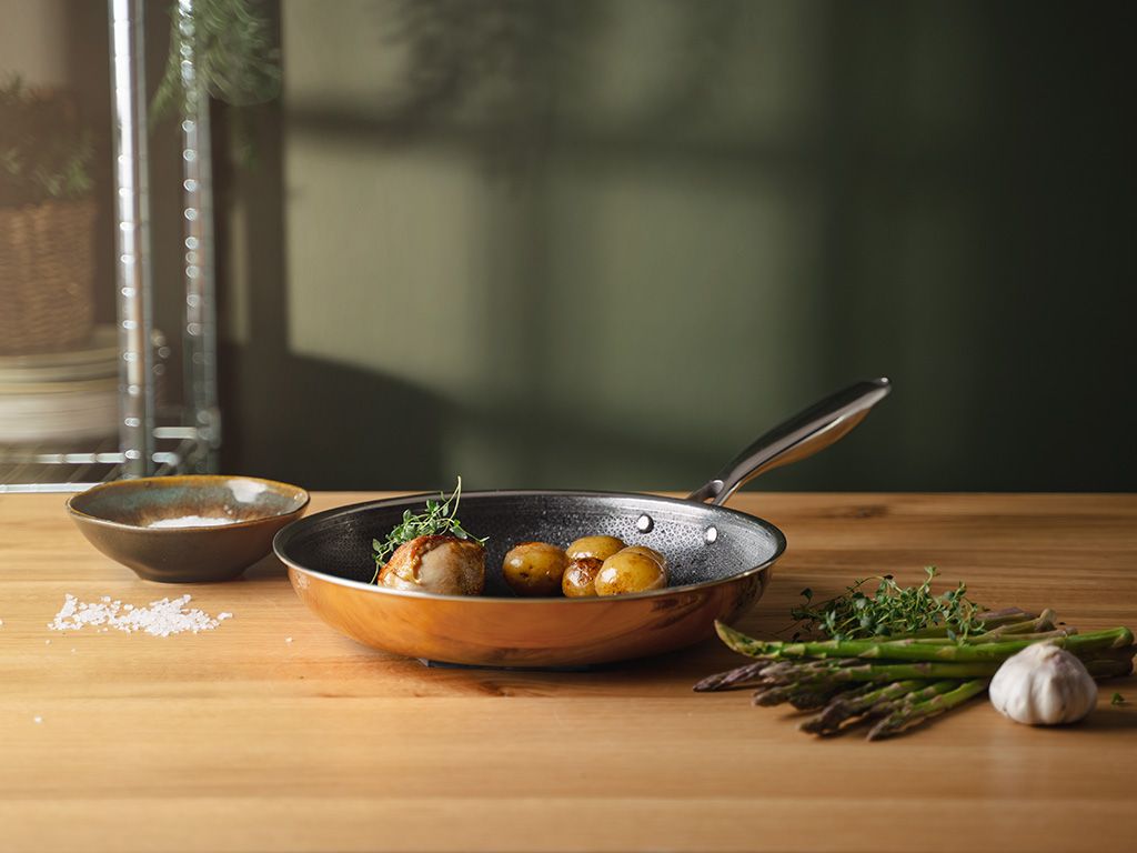 MIEDZIANA PATELNIA HYBRYDOWA NON-STICK 24 CM - 3