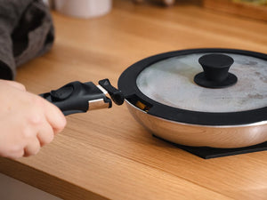 MIESZANA PATELNIA Z ODPINANĄ RĄCZKĄ – ZESTAW 2-CZĘŚCIOWY - 3